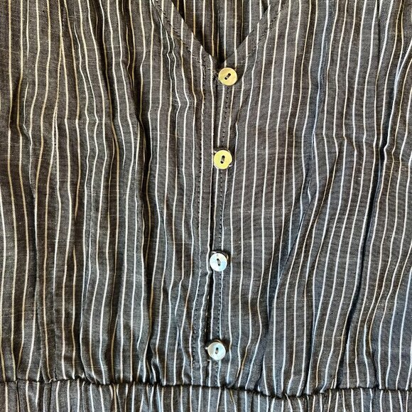 Sadie & Sage Gray and White Striped Jumpsuit – Size Small - Picture 3 of 10
